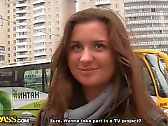 Beautiful babe agrees to fuck in public