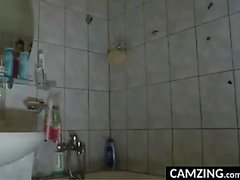 Pretty Cam Girl Showering