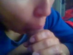 Amateur Latina makes cock cum in her mouth