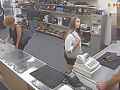 Huge booty amateur babe pawns her pussy at the pawnshop