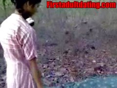 Indian amateur desi sex in public forest