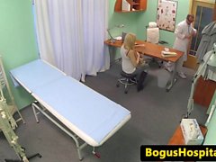 Amateur euro patient pussyfucked by doctor