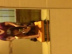 Fuck hot bitch in changing room