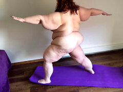 Naked yoga, ssbbw
