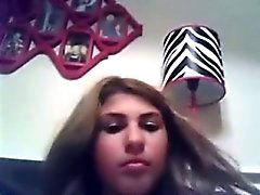 Teener Hairbrush Bating On Webcam NO SOUND