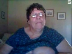 Fat Amateur Granny in the webcam R20