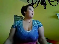 Big girl dancing Elena from 1fuckdatecom