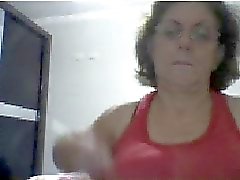 59 yo Gilf getting of on cam!