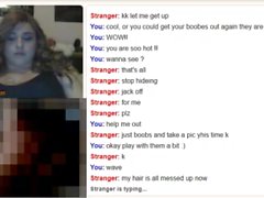 Omegle plays with tits