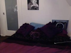 amateur mothandrust fingering herself on live webcam