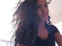 Ebony babe on webcam