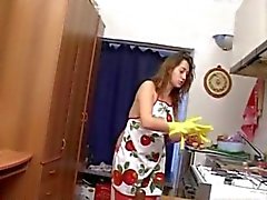 Italian housewife pays his debts