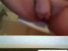 Granny masturbating her pussy in the bathroom webcam