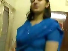 indian girlfriend kissing scandal
